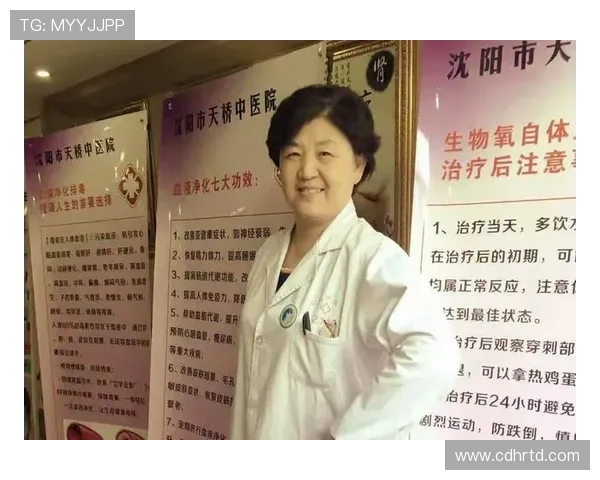 国安中卫拉莫斯因呕吐就医现身沈阳医院